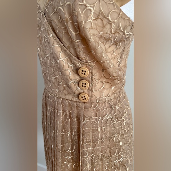 FROCK Anthropologie BEIGE SHEATH KNEE LENGTH SLEEVELESS DRESS - Picture 4 of 11